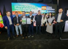 Governo assina pavimentação de três estradas rurais em Lauro Müller pelo Estrada Boa Rural