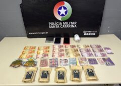 Polícia Militar apreende drogas sintéticas e prende mulher por tráfico em Forquilhinha