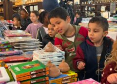 Cocal do Sul recebe mais de mil visitantes por dia na Feira do Livro