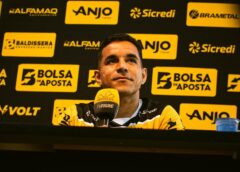 Criciúma apresenta Yuri Tanque após recuperação de lesão